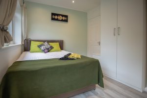 Room B, Montague Street, Caversham, RG4