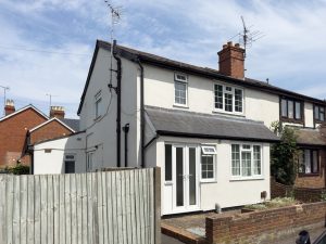 Room E, Montague Street, Caversham, RG4