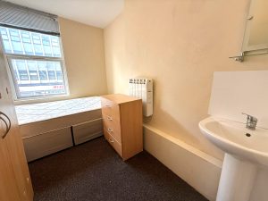 Room 7, West Street, Reading, RG1