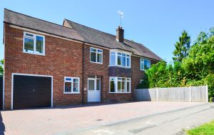 Room 3, Courts Road, Reading, RG6