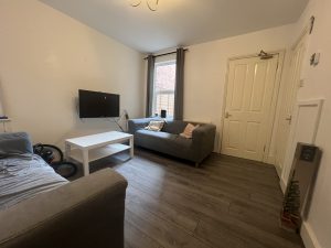 Grange Avenue, Reading, RG6