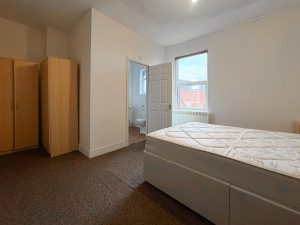 Room 6, West Street, Reading, RG1