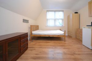 Studio 7, London Road, Reading, RG1