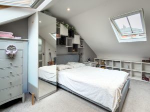 Room 6, Field Road, Reading, RG1