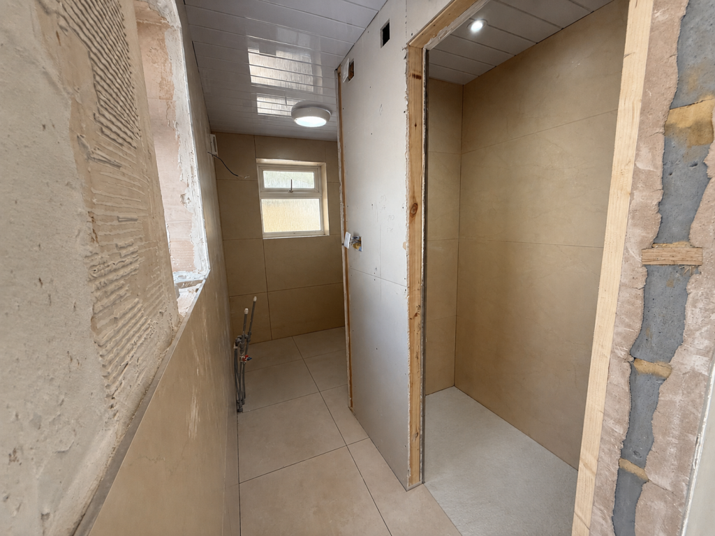 ShowerRoom.png