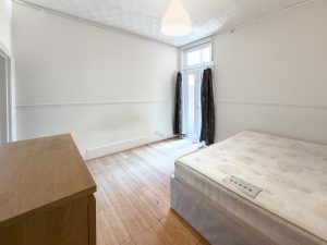 Room 2, London Road, Reading, RG1