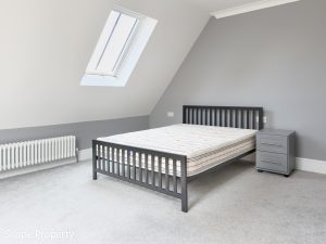 Room 10, Addington Road, Reading, RG1