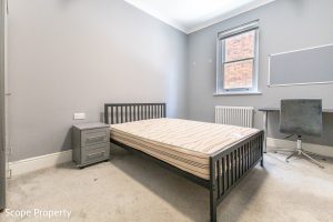 Room 3, Addington Road, Reading, RG1