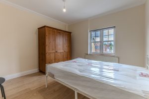 Room 2, Wykeham Road, Reading, RG6